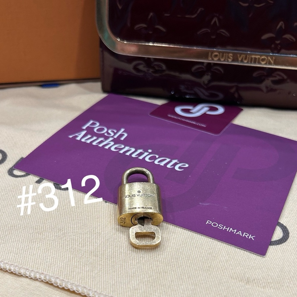 #300 Series Louis Vuitton Authenticated Brass Padlock Sets - Picture 3 of 13